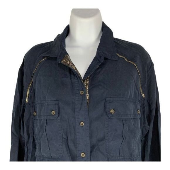 Free People Navy Button-Up Shirt With Gold Accents & Front Pockets Size Medium - Picture 2 of 7